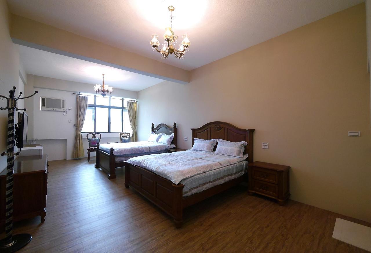 Chi Chi B&B Tainan Extérieur photo